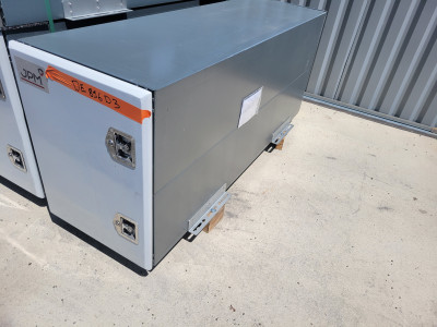 COFFRE ACIER BRUT AVEC PORTE DEPAREILLEES 600 X 800 X 2000